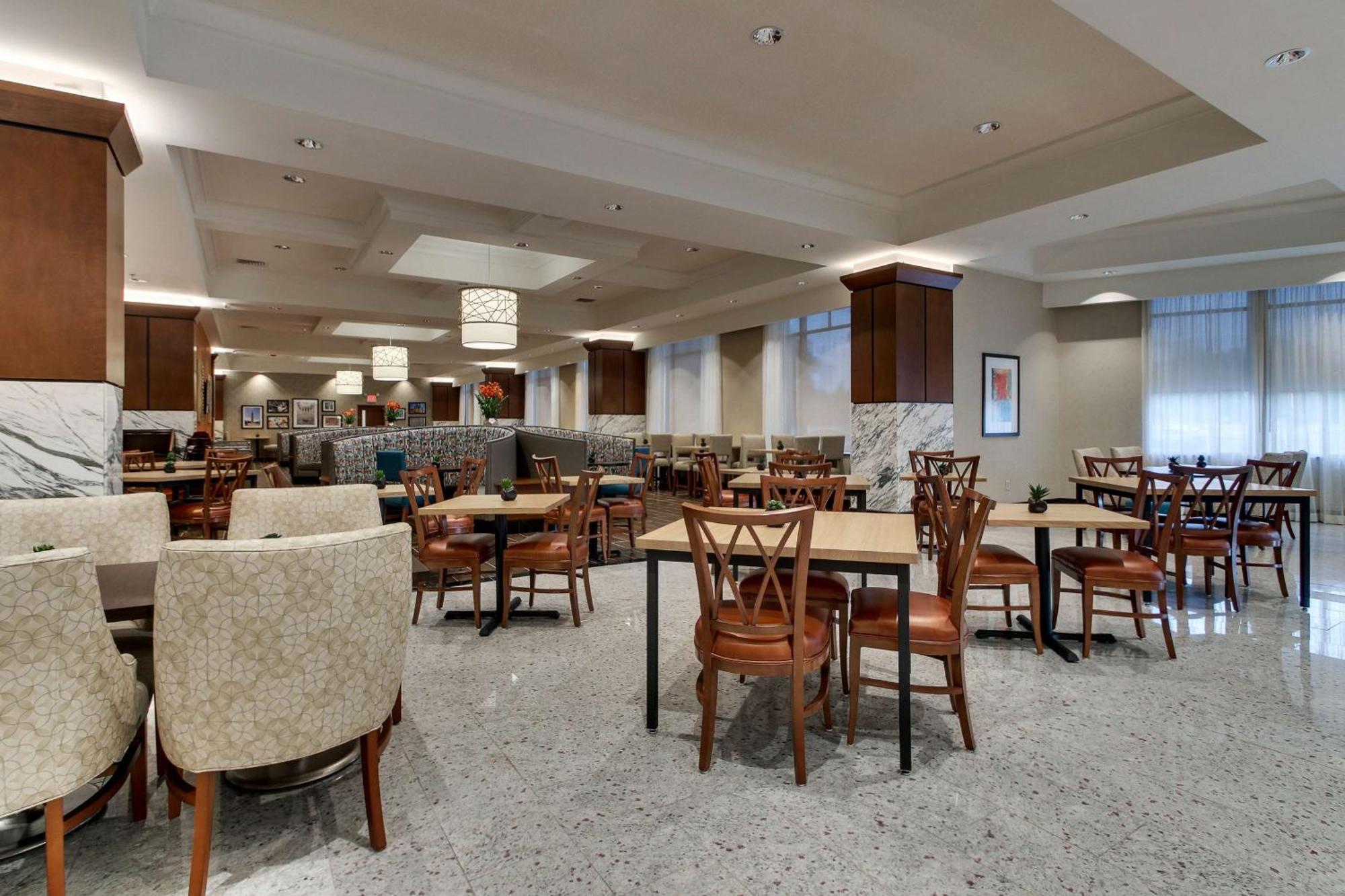 Drury Plaza Hotel Richmond グレン・アレン エクステリア 写真