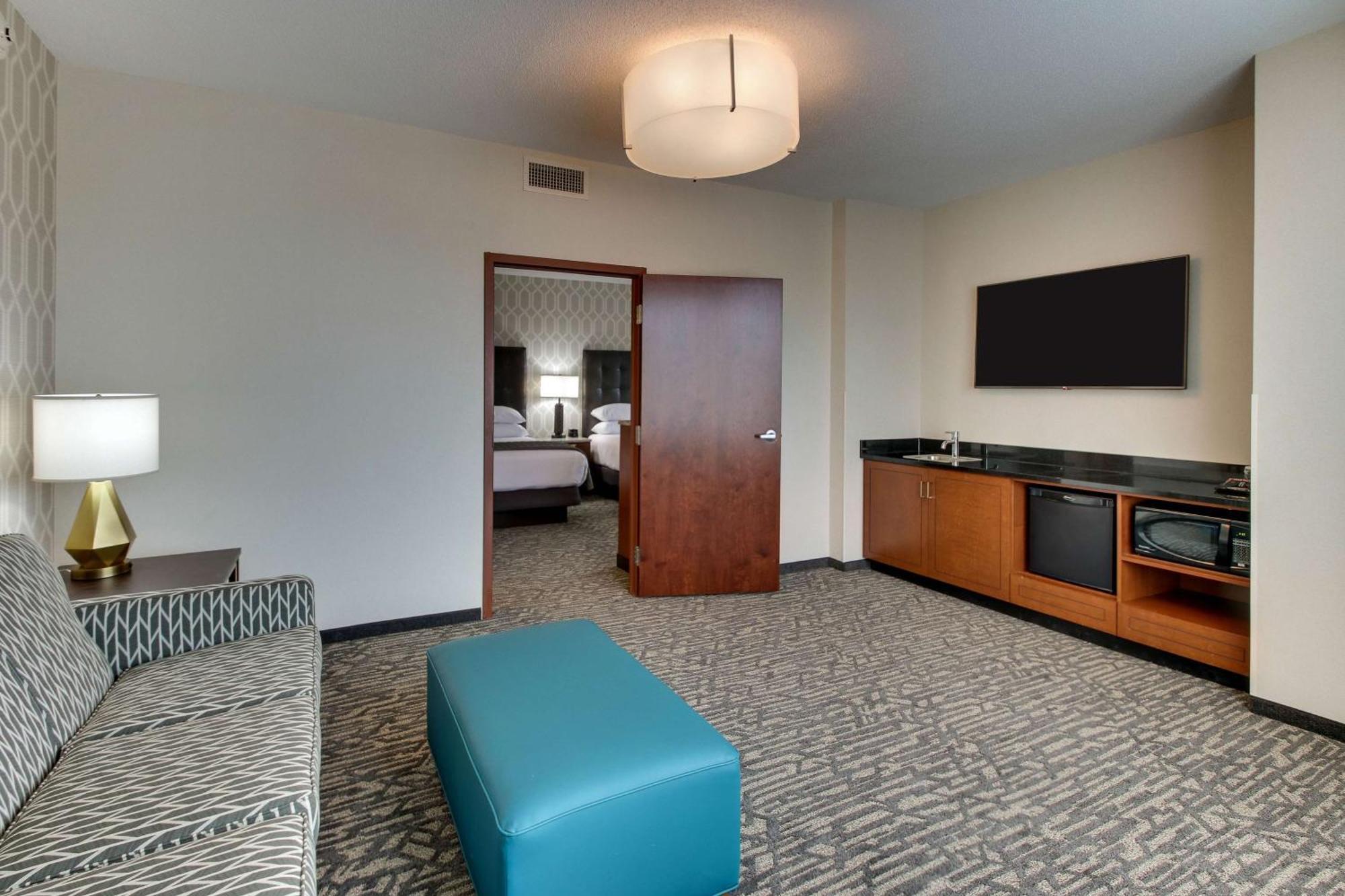 Drury Plaza Hotel Richmond グレン・アレン エクステリア 写真